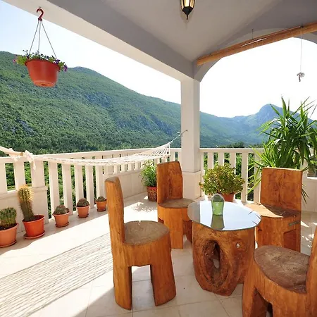 Eagle Villa *