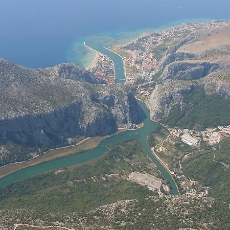 Eagle Villa Svinisce